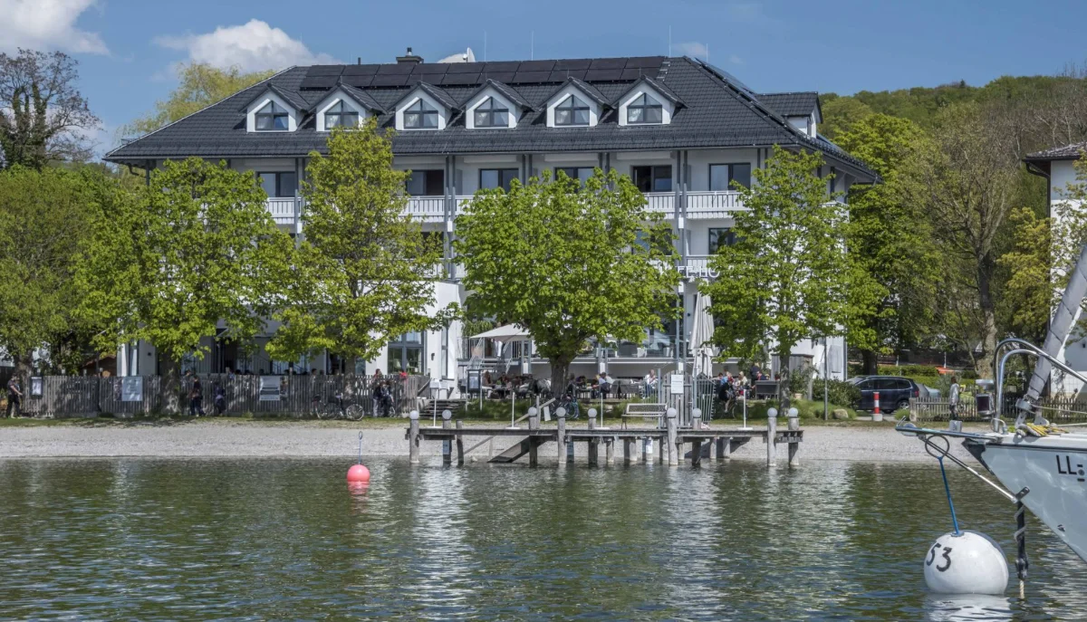 Ammersee-Hotel-Herrsching_am_Ammersee-Aussenansicht-2-401.webp
