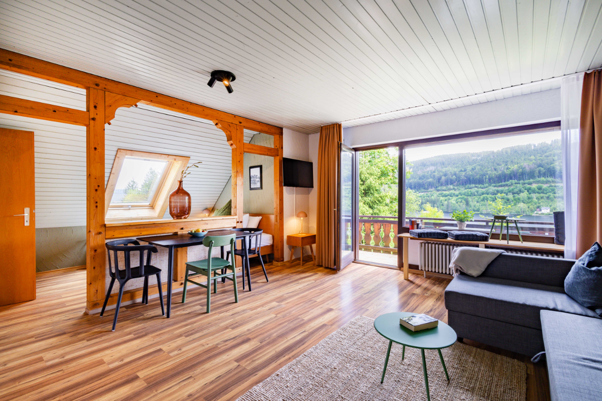 kuckucksnester_titisee_haus_an_der_sonne_schwalbennest_02.webp