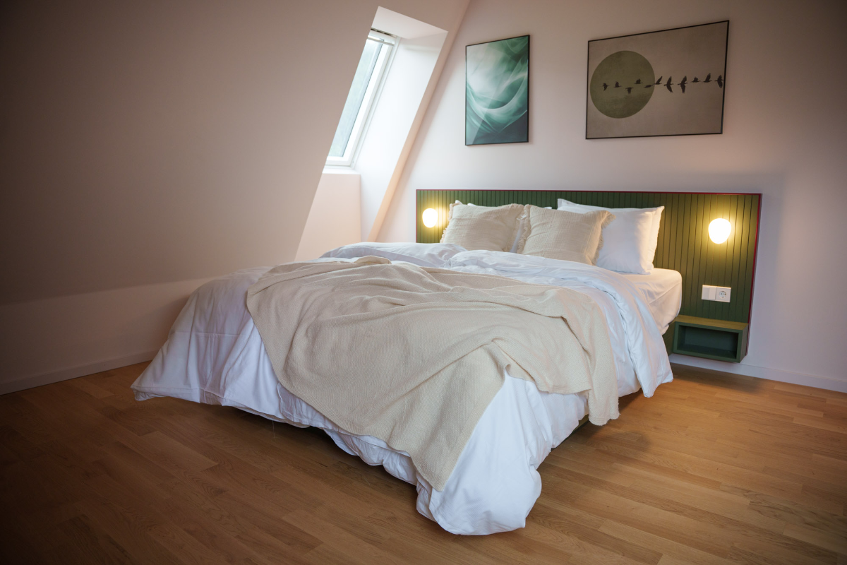 stuub_titisee_zimmer_2_schlafzimmer_maisonette_01.webp