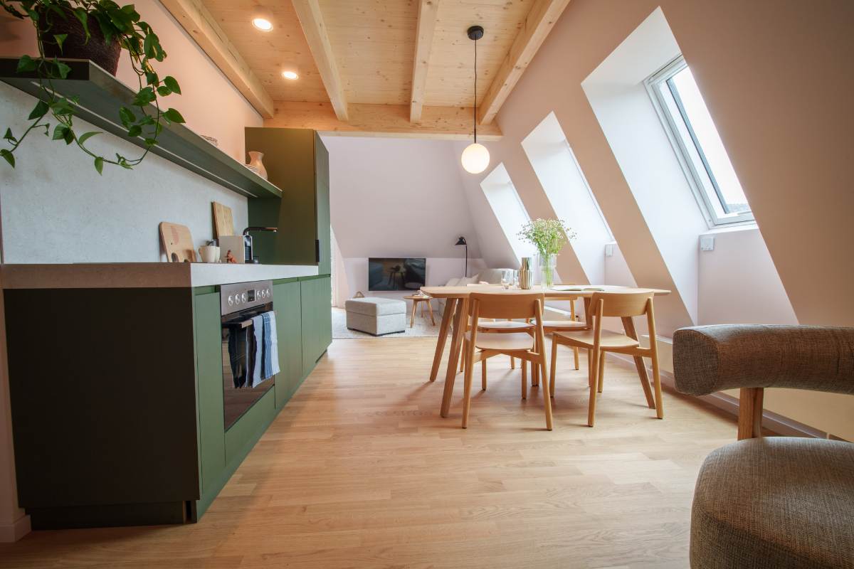 stuub_titisee_1_Schlafzimmer_Maisonette_01.webp