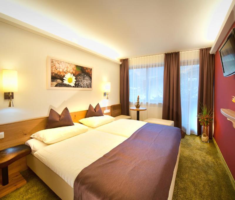 Tirolerhof – Zimmer in Zell am Ziller (12)